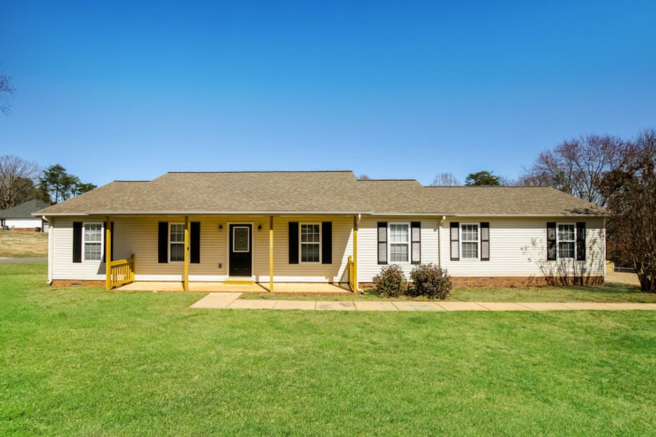 101 Saint Martins Ln, Statesville, NC 28677 Home for Rent 3 Beds, 2